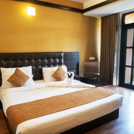 Sinq Beach Resort