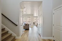 Zion Zen Family-Friendly Townhouse With Home Theater and Pool access