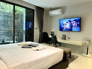 รูปภาพของ211 - Emerald Patong Hill Cozy Studio with Nice Pool and Garden