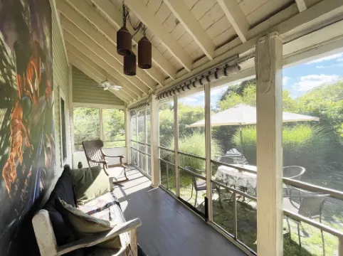 Fun Filmmaker's Bungalow wPool & Pro Screening Room