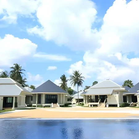 Wis Beach Khanom