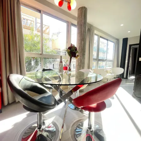 Lahola Glam Suites