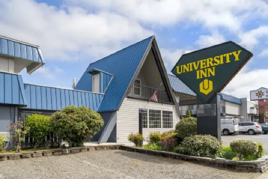 尤金大學旅館&套房酒店