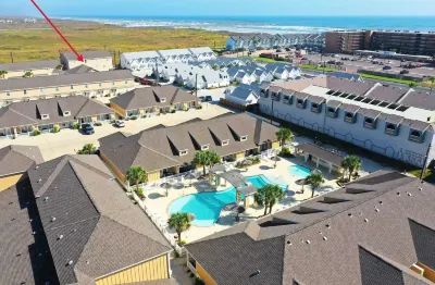 The Beautiful Place by AvantStay Mins to Beach Family-Friendly Pool Hôtels à proximité de : Gulfstream Condominium