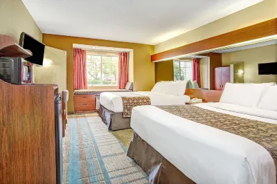 Microtel Inn & Suites by Wyndham Mason/Kings Island Hotels in Mason