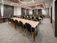 Hotel Il Fiore Kasai Annex Hotels near Urayasu Station