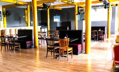 Heritage Hotel Отели в г. Mankwadze