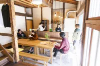 Fukuoka Guesthouse Ship