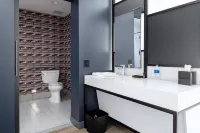 Aloft Savannah Airport