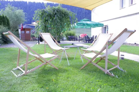 Hôtel de Ville Отели в г. Валь-де-Травер