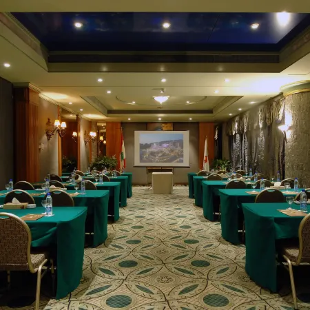 Regency Palace Hotel