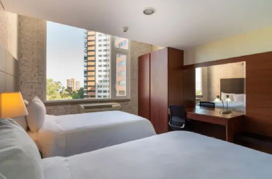 Adriatika Hotel & Residence Hotels near La Aurora International Airport