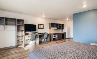 WoodSpring Suites Thornton-North Denver