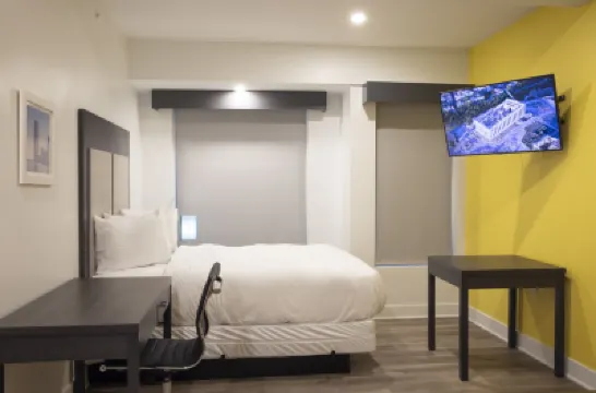 ピーチツリー スイーツ ヒストリック・ジャージー・シティ・アンド・ハーシマス墓地周辺のホテル