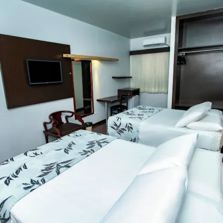 Hotel 365