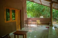 Silent Bungalow Hotels in Embilipitiya