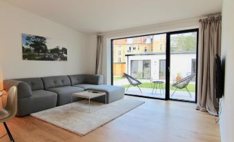 Fantastic 1-Br Townhouse - 155