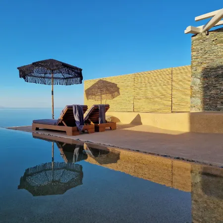 AGADA Folegandros