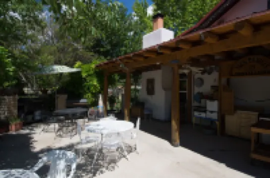 Red Horse Bed and Breakfast Hotel a 