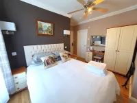 Midway Guest House - Pensionat