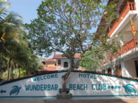 Wunderbar Beach Hotel โรงแรมในเบโตตาริเวอร์