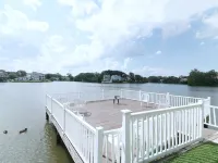 Seashire Inn & Suites Отели рядом с достопримечательностью «Пляж Сандбридж»