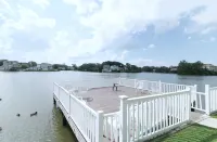 Seashire Inn & Suites