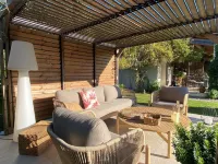 Le Jardin de Lau Hotels in Aubignan