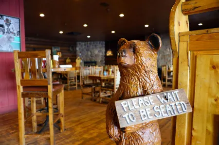 Daniels Summit Lodge