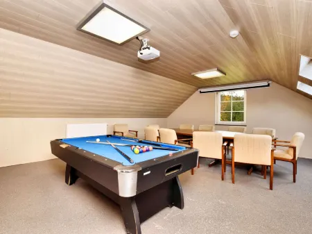 Modern Villa in Durbuy with Swimming Pool