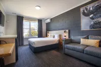 The Mulgrave Motel Hotels in Clayton