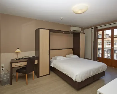 Hotel Central Hotels in Geneva