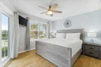 Beachside Villas by Panhandle Getaways