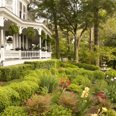 Biltmore Village Inn B&B