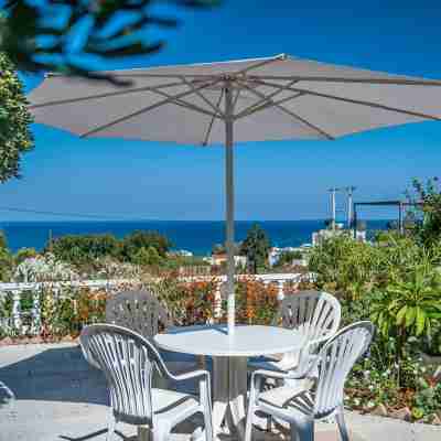 Rouladina Apt 3 in Stalos Hotel Exterior
