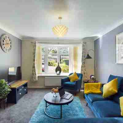 Tranquil Telford Retreat - 3 Bedroom House Rooms
