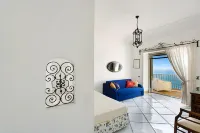 Amore Rentals - Villa le Sirene