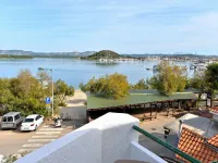 Apartments Helena Hotels in Муртер