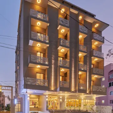 Regenta Inn Grand-ORR, Mahadevapura Отели рядом с достопримечательностью «Торговый центр VR Bengaluru»