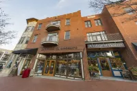 納什維爾希爾斯伯勒村薄荷之家 Minute Suites附近的飯店