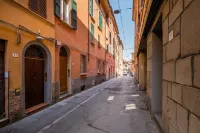 XVI Charm Apartment by Wonderful Italy