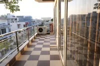 Lime Tree Luxury 3BHK Serviced Apartment