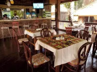 Tariq's Resort and Restaurant Hoteles en Distrito de Port Loko