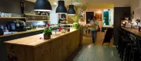 Haus & Hof Guest House