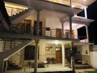 Finger Peaks Hotel Kalam Swat Hotel di Swat
