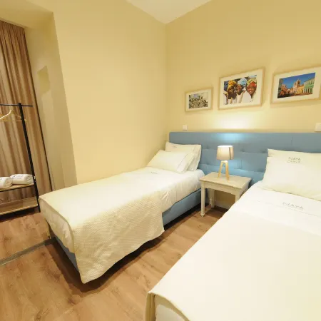 Naya-Downtown Guesthouse