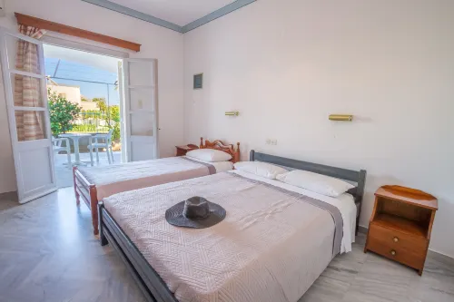 Irene Hotel Leros Các khách sạn ở Alinda