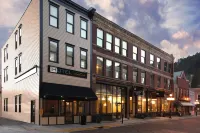 The Hotel by Gold Dust Hotel a Deadwood