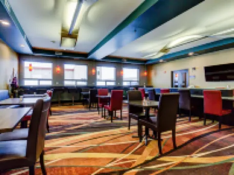 Best Western Plus Drayton Valley All Suites Hotels in Drayton Valley