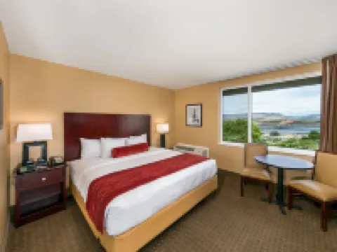Celilo Inn Hotels in The Dalles